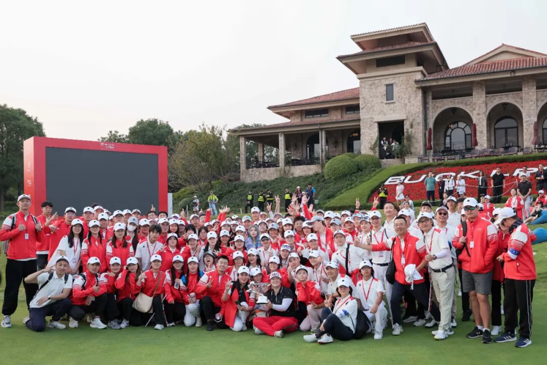 14岁，成为别克LPGA锦标赛的志愿者是一种什么样的体验？