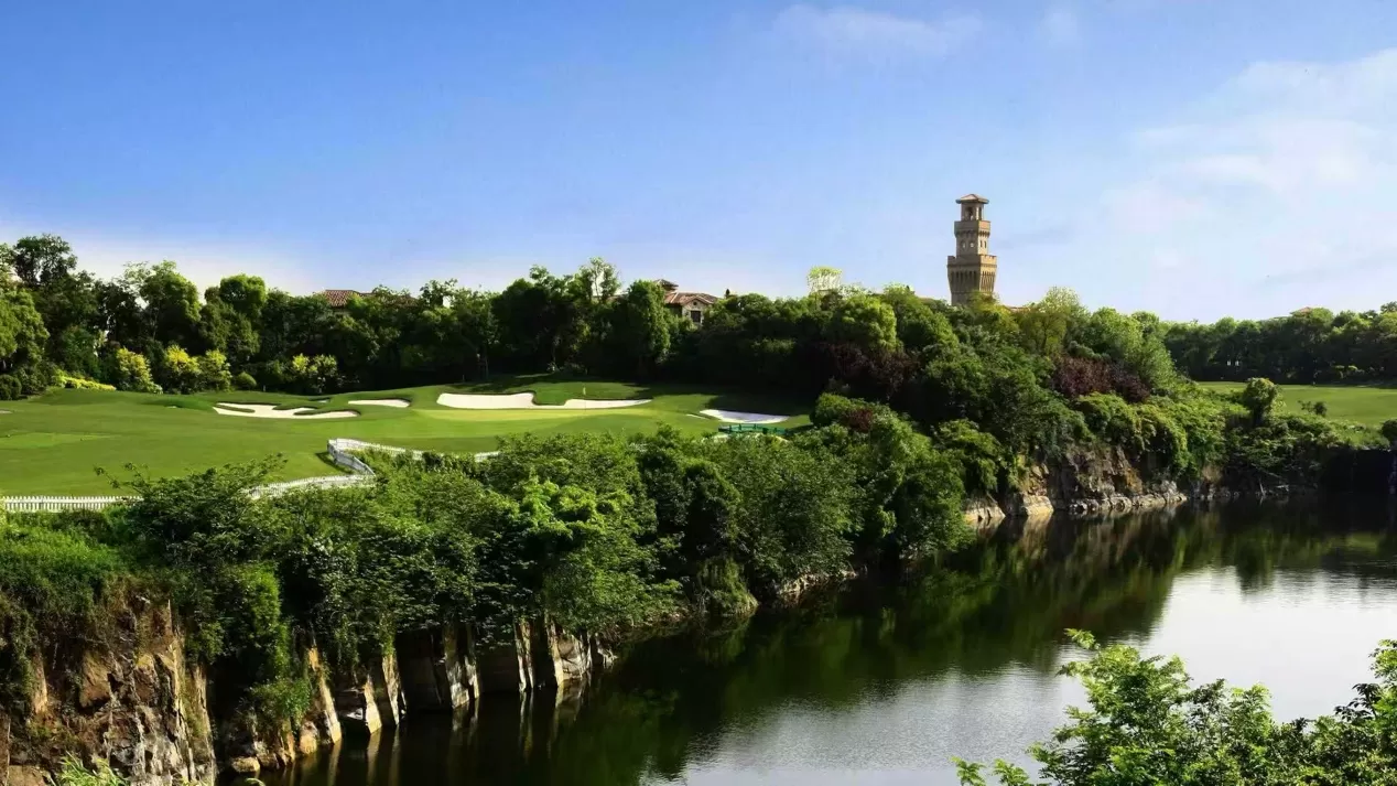 Buick LPGA Shanghai relocates to Sheshan Golf Club and announces Record $3.2 Million Purse, Leading Women’s Golf in Asia Buick LPGA Shanghai relocates to Sheshan Golf Club and announces Record $3.2 Million Purse, Leading Women’s Golf in Asia